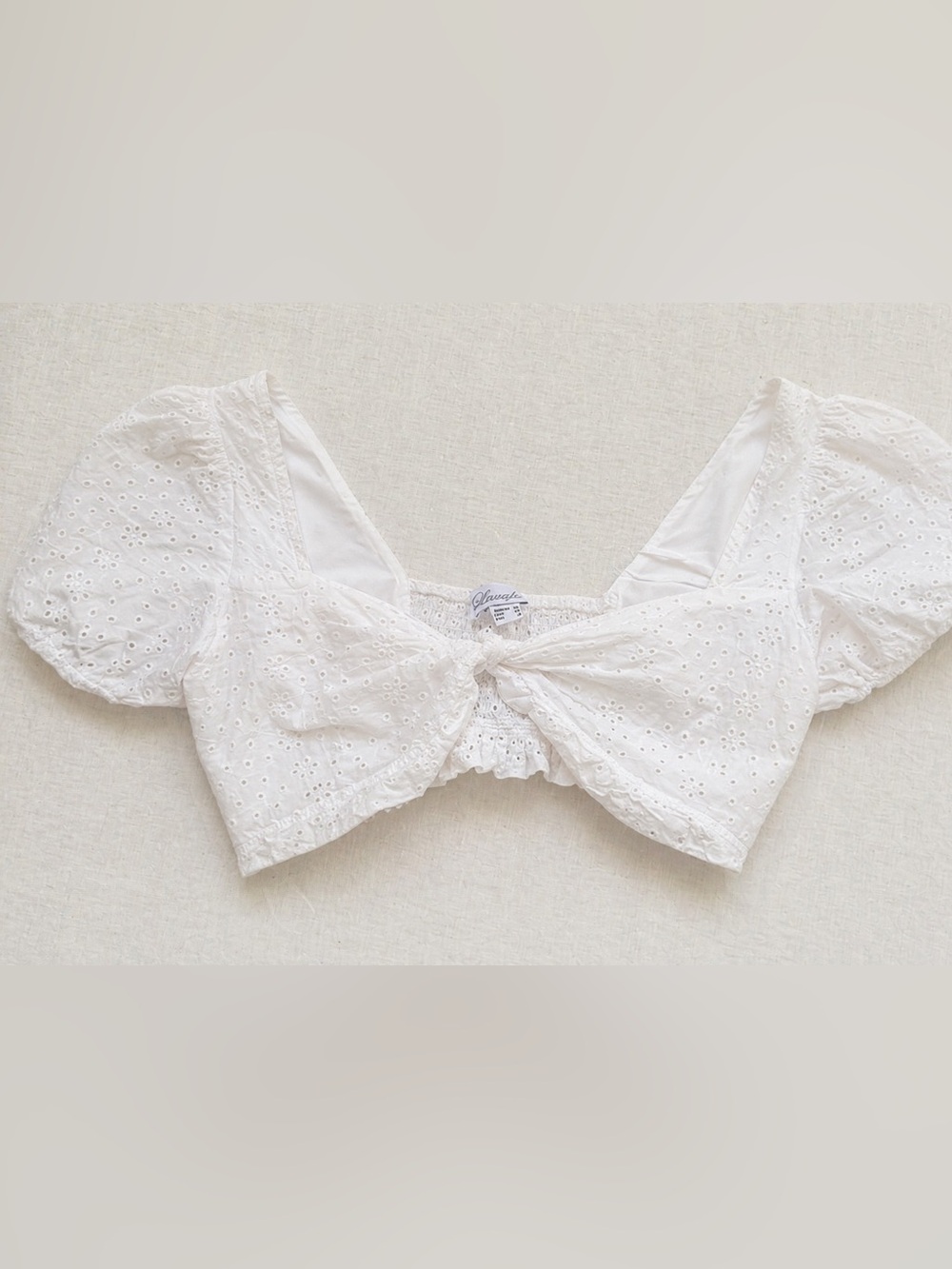 Luvalot White Eyelet Puff Sleeve Crop Top Size 12 EUC - Picture 2 of 3